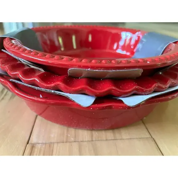 Williams Sonoma Vintage Ceramic Pie Dishes 9, 10, RED NEW
